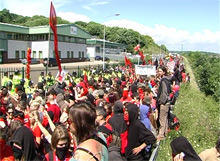 Bombs'n'Batons - Smash EDO's Red Wednesday, June 4th 2008